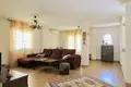 Villa de tres dormitorios 150 m² Orihuela, Španjolska
