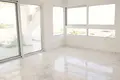 Mieszkanie 2 pokoi 81 m² Larnaka, Cypr