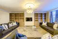 4 bedroom apartment 237 m² in London, United Kingdom