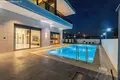 Willa 6 pokojów 430 m² Dosemealti, Turcja