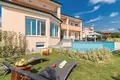 Вилла 5 спален 460 м² Город Пула, Хорватия