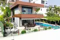 5-Zimmer-Villa 440 m² Muratpasa, Türkei