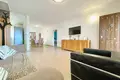 Haus 5 Schlafzimmer 209 m² Dos Hermanas, Spanien