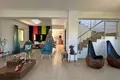 Mieszkanie 4 pokoi 185 m² Limassol, Cypr