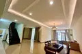 Willa 5 pokojów 724 m² w Sangkat Phsar Daeum Thkov, Kambodża