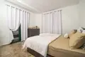 2 bedroom apartment 136 m² Dos Hermanas, Spain