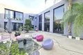 villa de 5 chambres 742 m² Estepona, Espagne