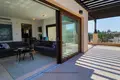 Mieszkanie 2 pokoi 140 m² Kouklia, Cypr