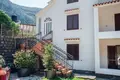 House 300 m² Skaljari, Montenegro