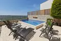 Вилла 3 спальни 220 м² Тиват, Черногория