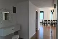 Mieszkanie 3 pokoi 220 m² Sofia, Bułgaria
