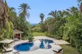 Haus 4 Schlafzimmer 640 m² Marbella, Spanien