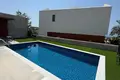 Villa de 4 dormitorios  en Chloraka, Chipre