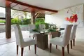 Villa mit 2 Schlafzimmern 283 m² Kerobokan Kelod, Indonesien