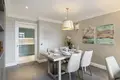 2 bedroom apartment 112 m² in London, United Kingdom