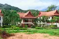 Villa de tres dormitorios  Karon, Tailandia