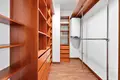 Commercial property 107 m² in Warsaw, Poland