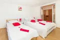 Дом 5 комнат 266 м² Kastel Luksic, Хорватия