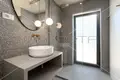 Haus 9 zimmer 683 m² Poreč, Kroatien