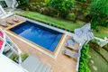 Villa 9 Schlafzimmer 1 800 m² Chalong, Thailand