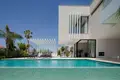 5 bedroom villa 885 m² in Mouttagiaka, Cyprus