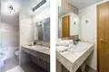 Mieszkanie 2 pokoi 97 m² Estepona, Hiszpania