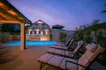3 bedroom villa 175 m² Opcina Tribunj, Croatia