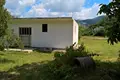 Atterrir  Niksic, Monténégro