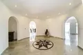 Haus 7 zimmer 636 m² Calp, Spanien