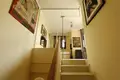 Szeregowiec 3 pokoi 290 m² Włochy, Włochy