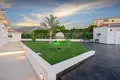 Villa de 4 dormitorios 300 m² Alfaz del Pi, Španjolska