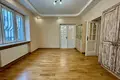 Commercial property 4 rooms 111 m² in Warsaw, Poland
