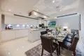 2 bedroom apartment 11 m² in London, United Kingdom