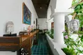 Вилла 5 спален 1 400 м² Карон, Таиланд