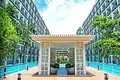 Wohnkomplex Residential complex with a swimming pool, a fitness center and a garden close to Jomtien Beach, Pattaya, Thailand