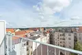 Mieszkanie 4 pokoi 94 m² Miasto Stołeczne Praga, Czechy