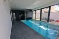 villa de 5 dormitorios 280 m² Pola, Croacia