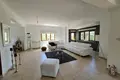 Maison 5 chambres 300 m² Derýnia, Chypre