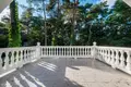 House 20 rooms 1 300 m² Magdalenka, Poland