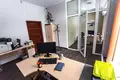 Propiedad comercial 320 m² en Minsk, Belarús