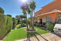 Haus 4 Schlafzimmer 236 m² Dos Hermanas, Spanien