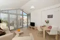 2 bedroom apartment 57 m² Đenovići, Montenegro