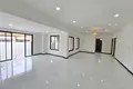 3 bedroom apartment  Si Sunthon, Thailand