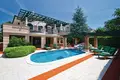 Villa 8 Schlafzimmer 362 m² Poreč, Kroatien