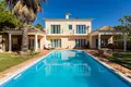Villa de tres dormitorios 300 m² Loule, Portugal