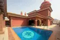 Dom 3 pokoi 1 080 m² Mijas, Hiszpania