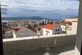 Casa 4 habitaciones 300 m² Tivat, Montenegro