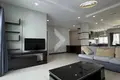 Condo 4 rooms 280 m² in Sangkat Phsar Daeum Thkov, Cambodia