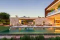 villa de 5 dormitorios 696 m² Marbella, Španjolska