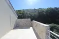 Haus 4 Schlafzimmer 370 m² Lustica, Montenegro